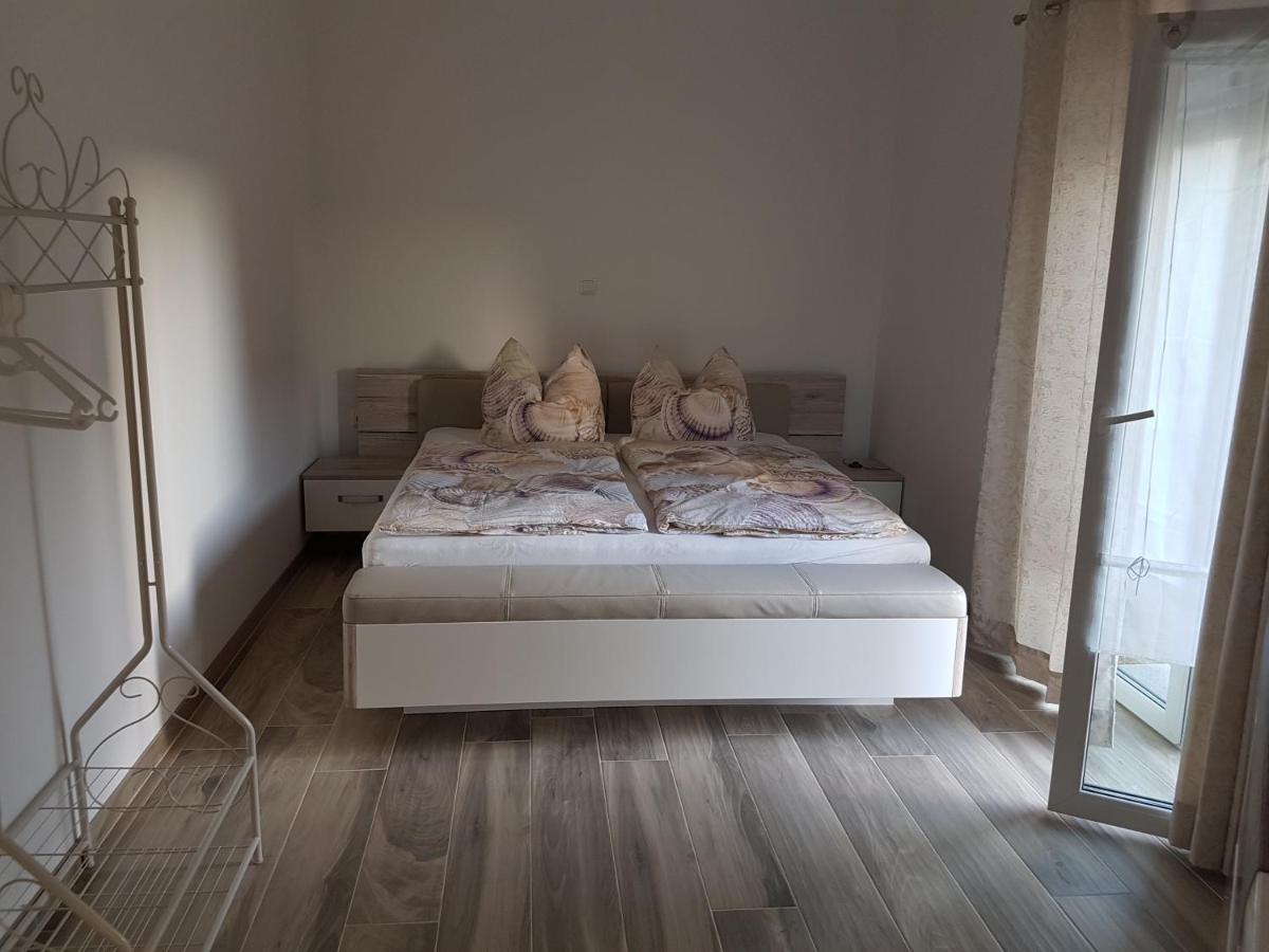 Oase Am Nationalpark Apartment Kargow Exterior foto